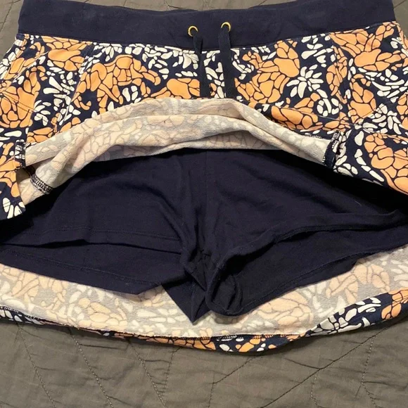 Crown & Ivy Skort size large - Picture 2 of 5